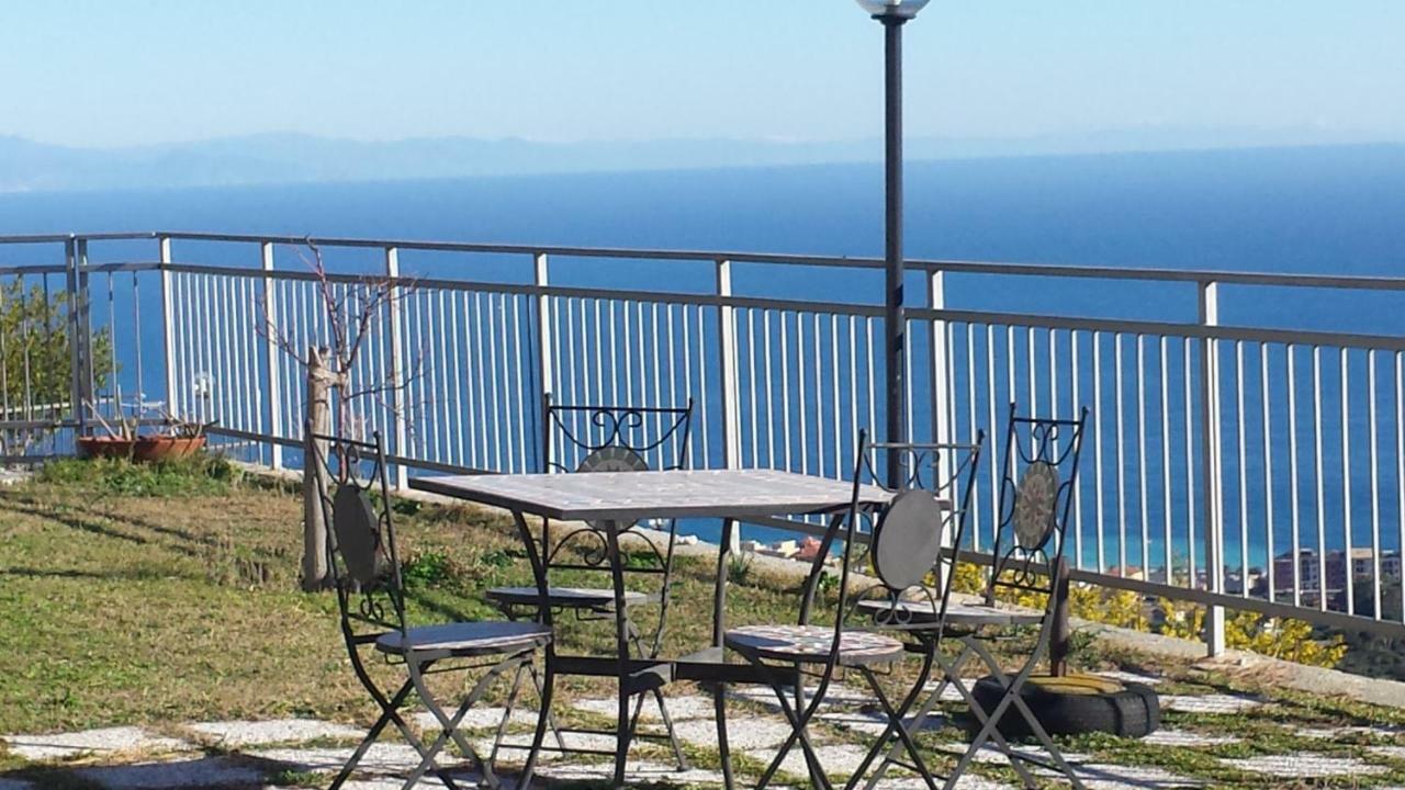 Antemare Bed & Breakfast Noli Bagian luar foto